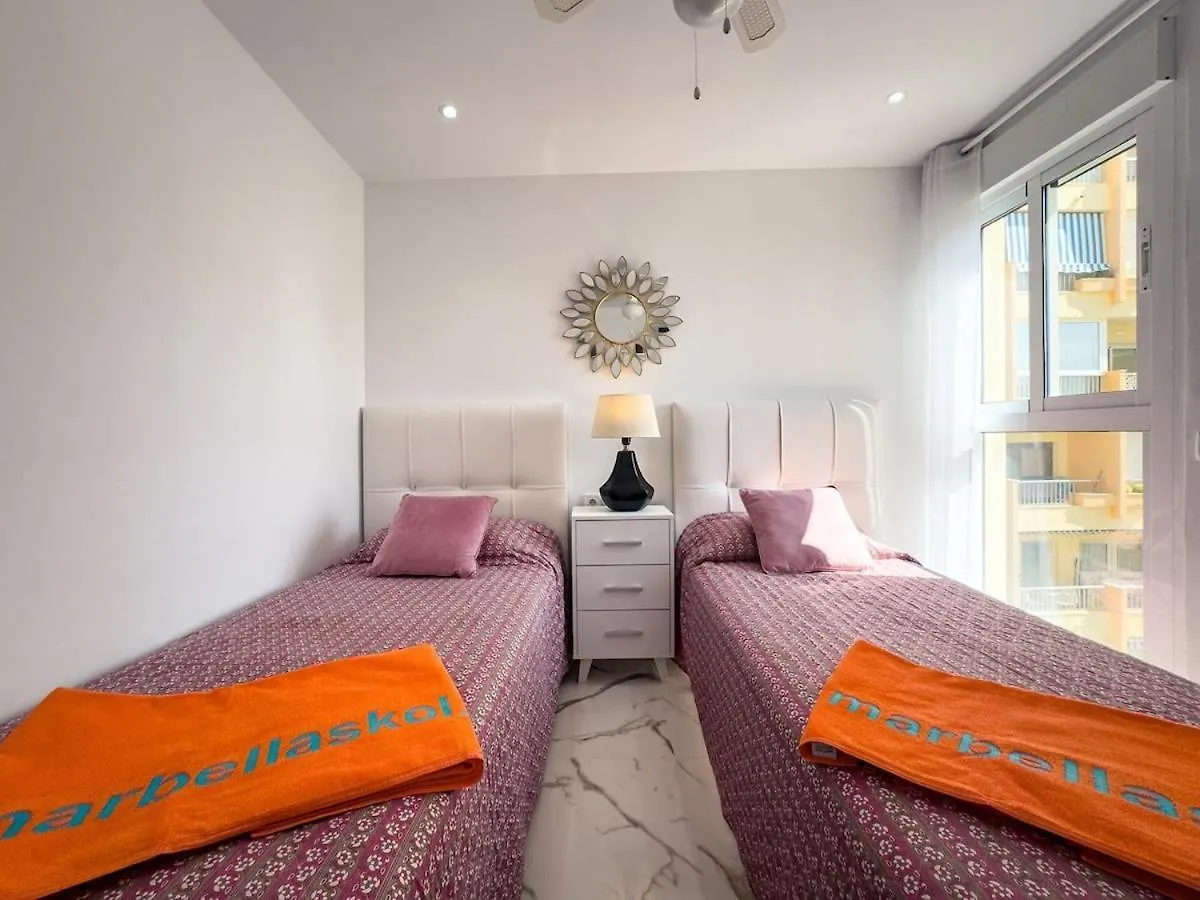 Neptuno 508 2 Bedrooms Sea Views Marbella