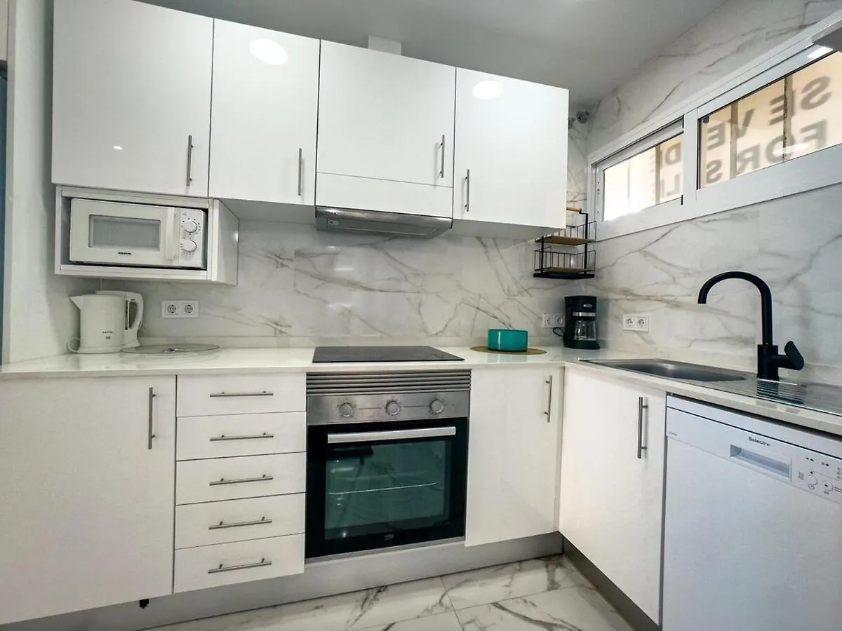 Neptuno 508 2 Bedrooms Sea Views Marbella Apartman